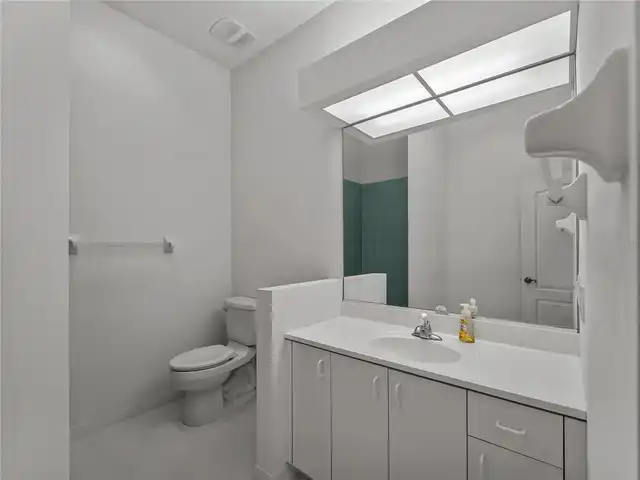 Listing Photo 32