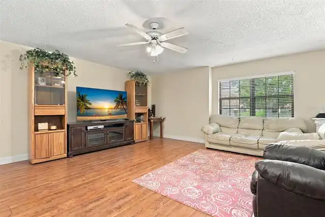Listing Photo 27