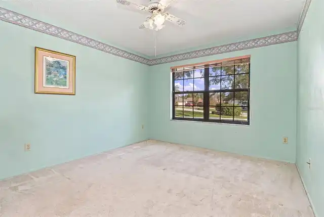 Listing Photo 34