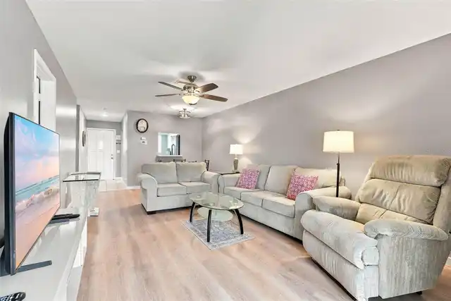 Listing Photo 8