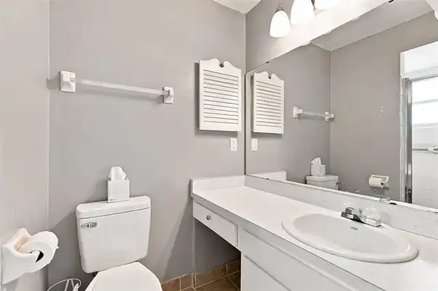 Listing Photo 11