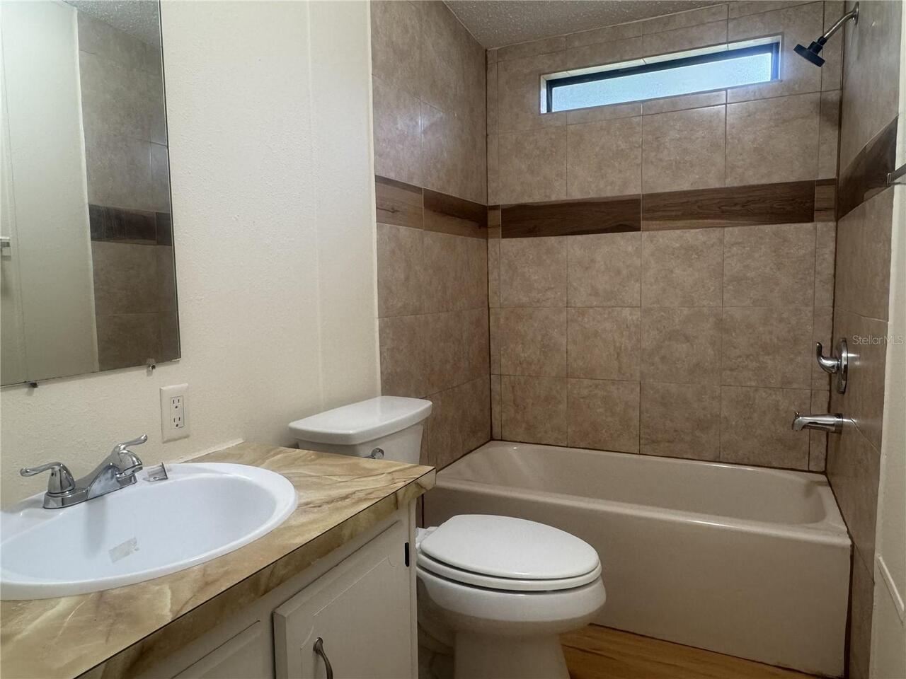 Listing Photo 13