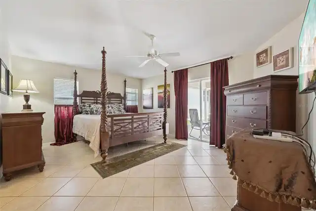 Listing Photo 14