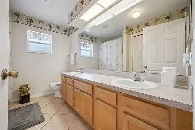 Listing Photo 17