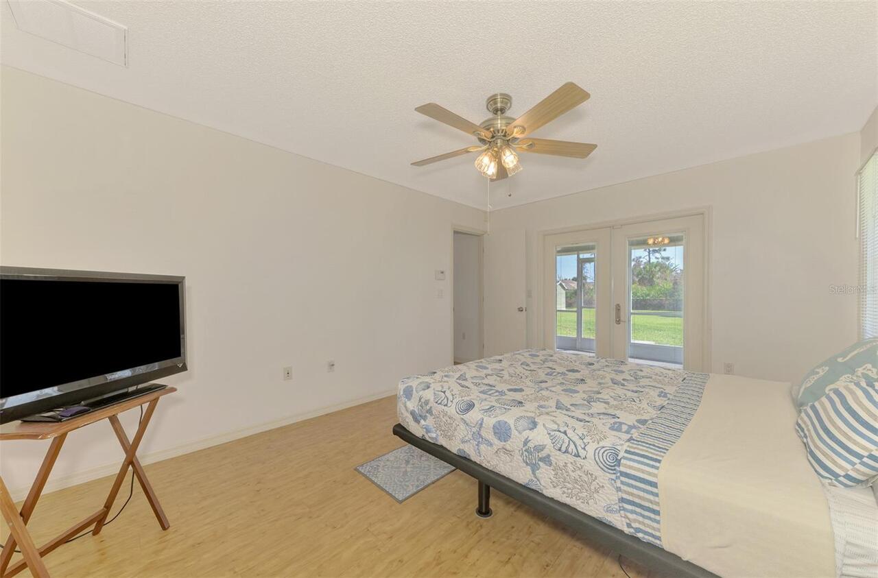 Listing Photo 37