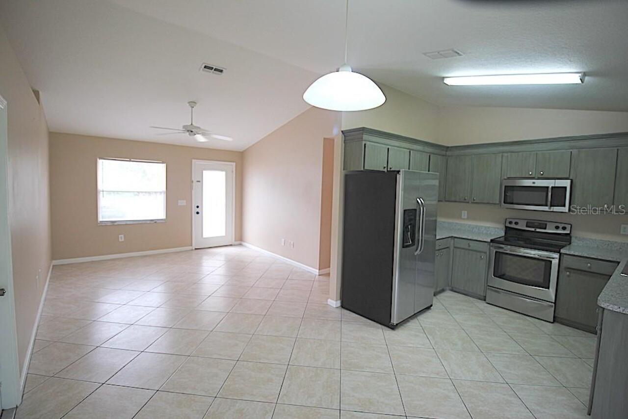 Listing Photo 28