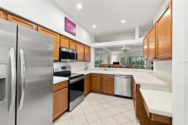 Listing Photo 6