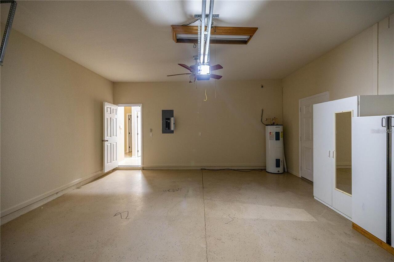 Listing Photo 14