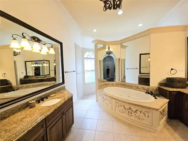Listing Photo 22