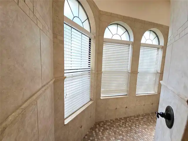 Listing Photo 24