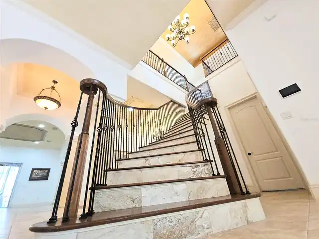 Listing Photo 30