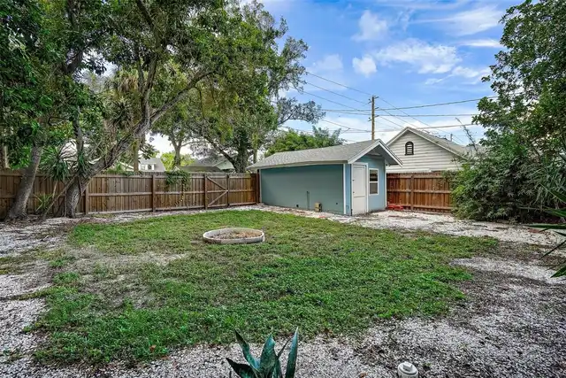 Listing Photo 32