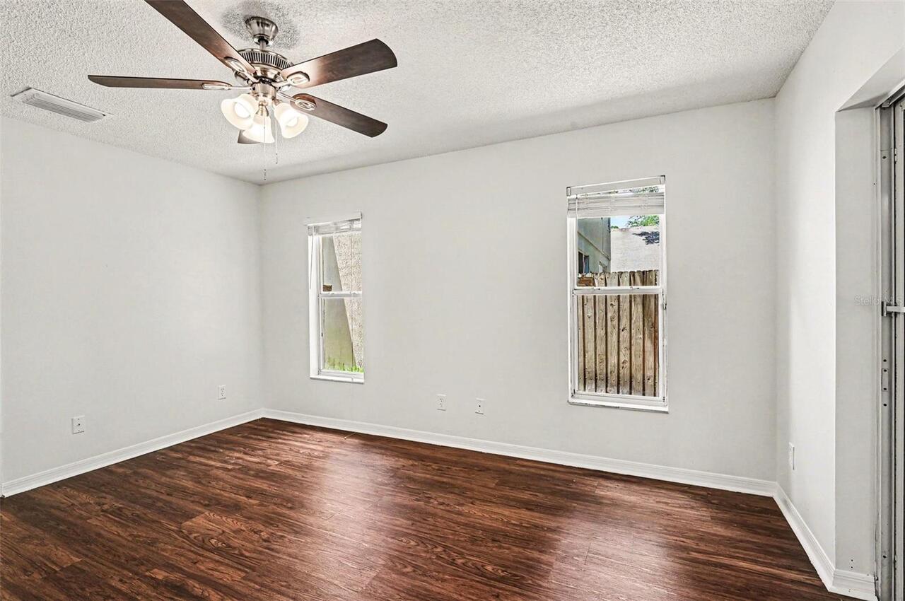 Listing Photo 7