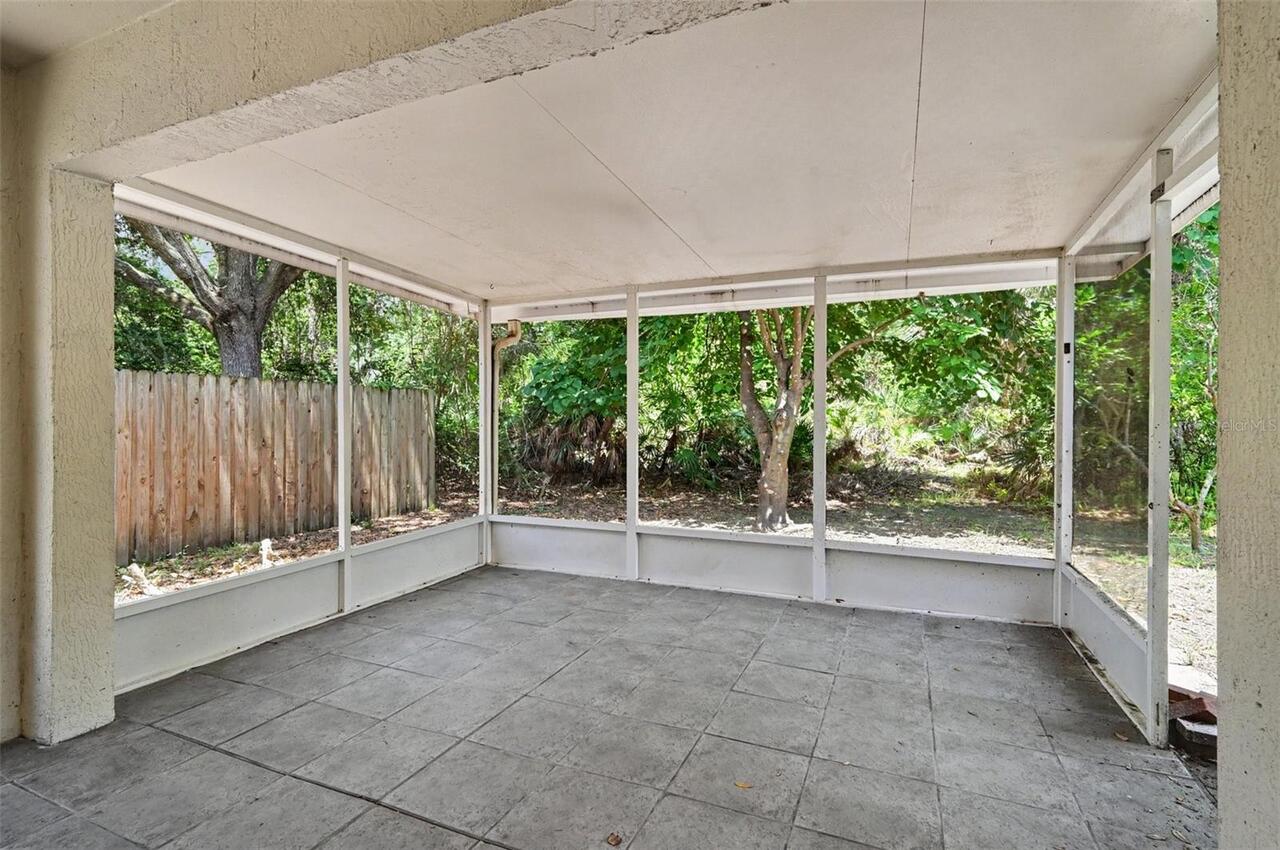 Listing Photo 14