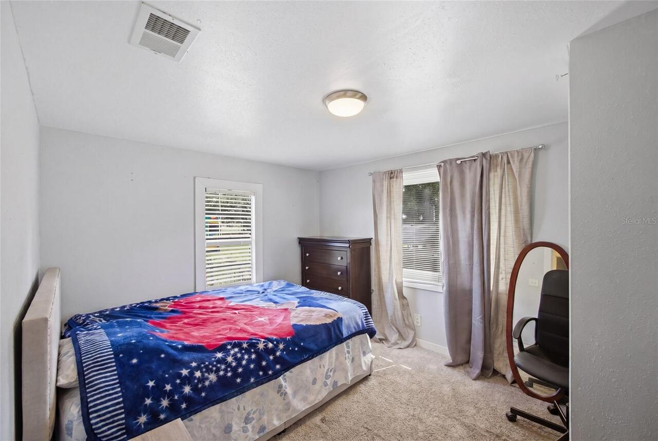 Listing Photo 15