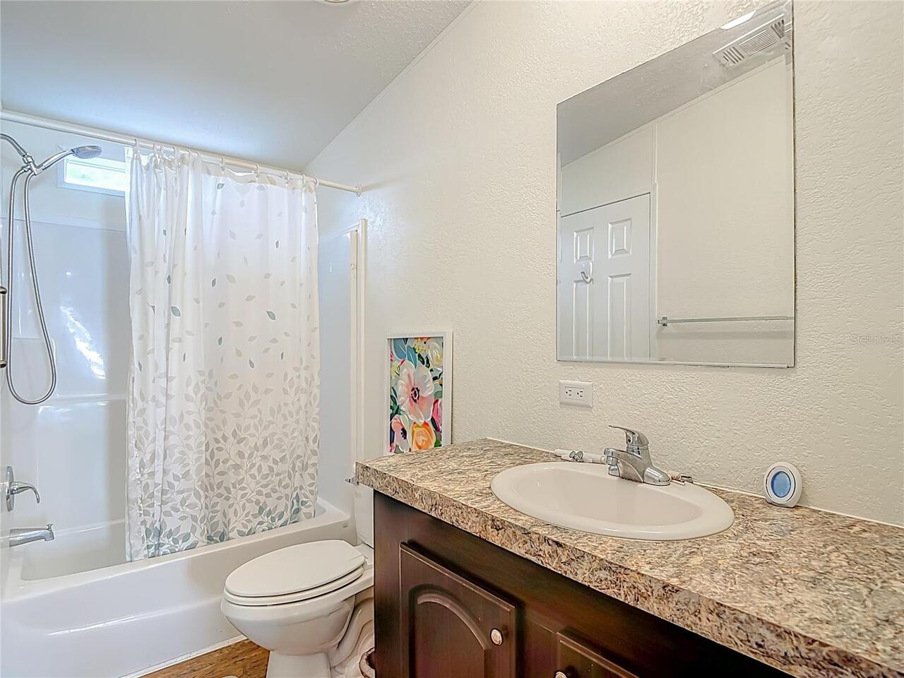 Listing Photo 21