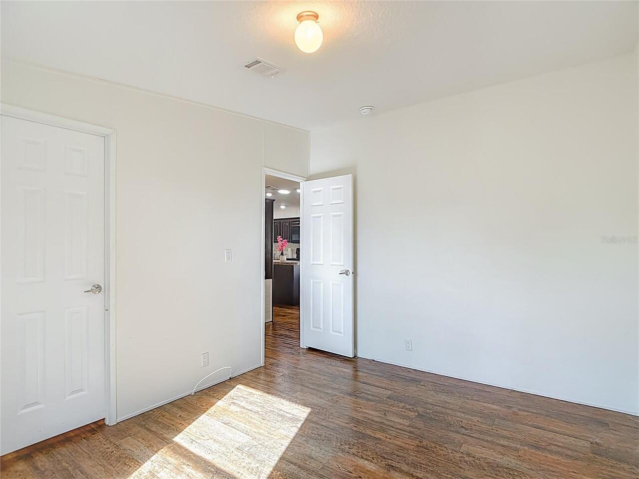 Listing Photo 24