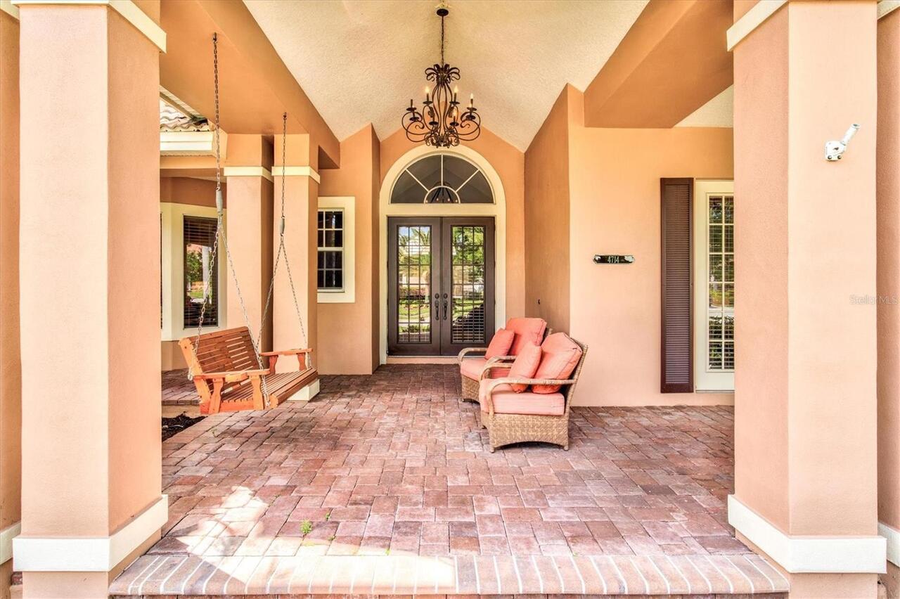 Listing Photo 10