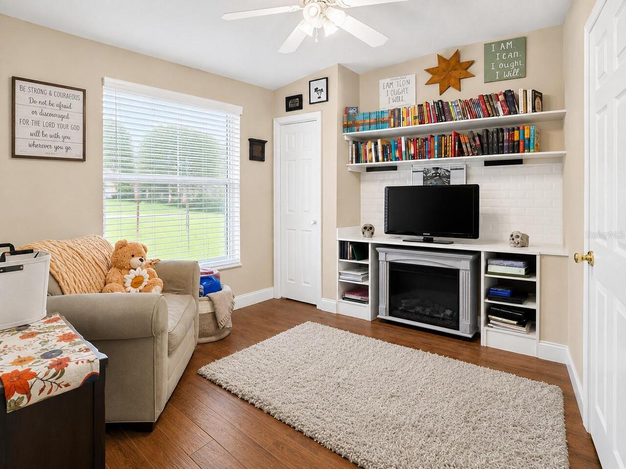 Listing Photo 4