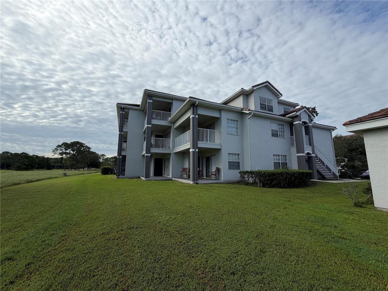 Listing Photo 12