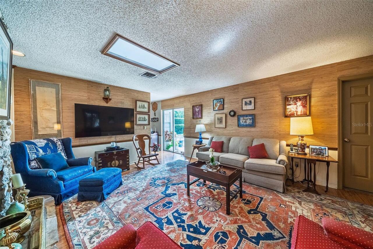 Listing Photo 7