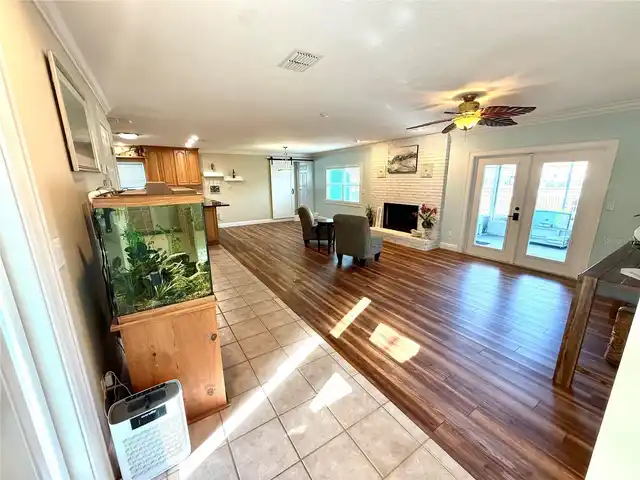 Listing Photo 9