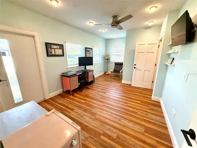 Listing Photo 28