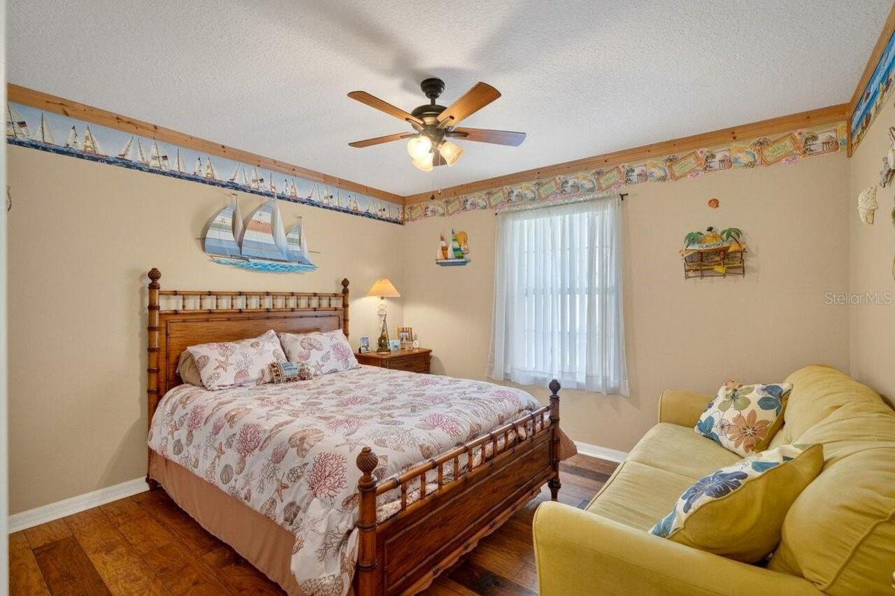 Listing Photo 23