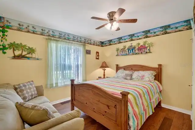Listing Photo 25