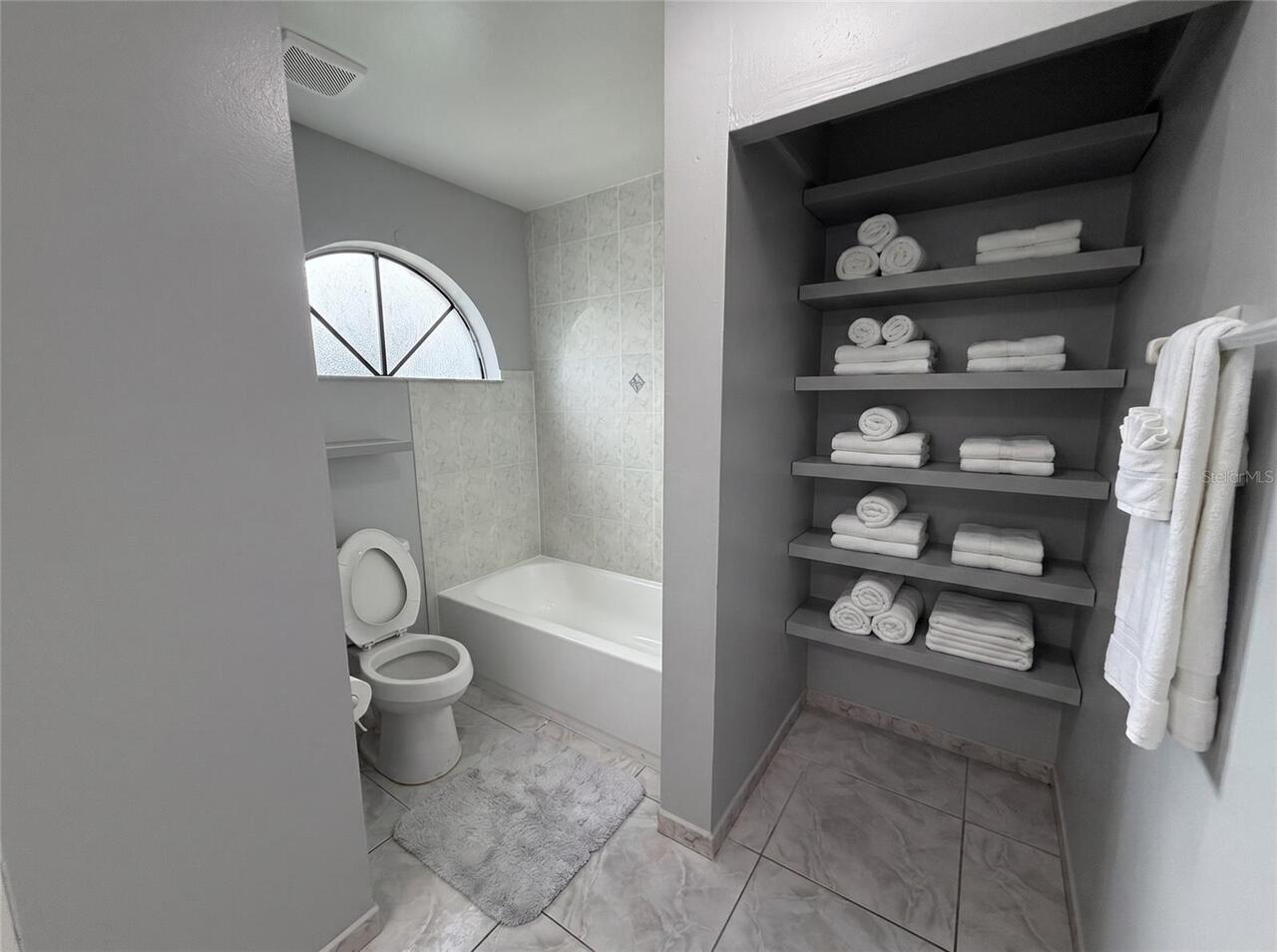Listing Photo 18