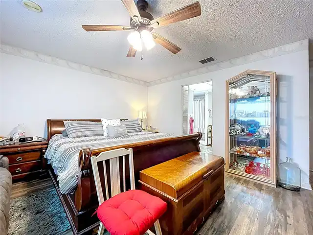 Listing Photo 28