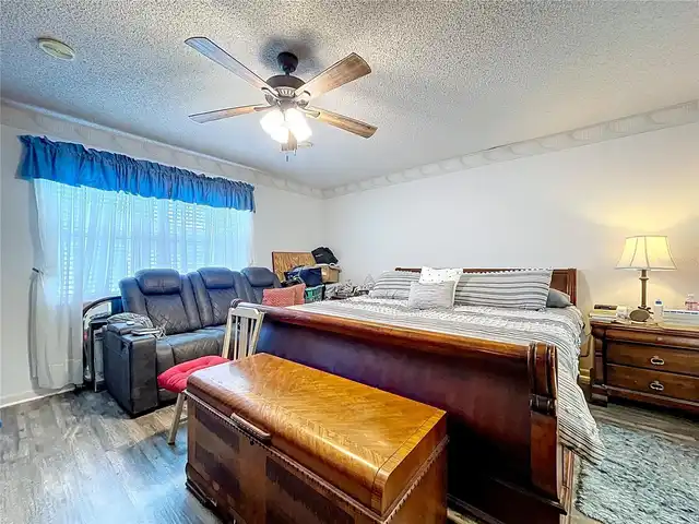 Listing Photo 29