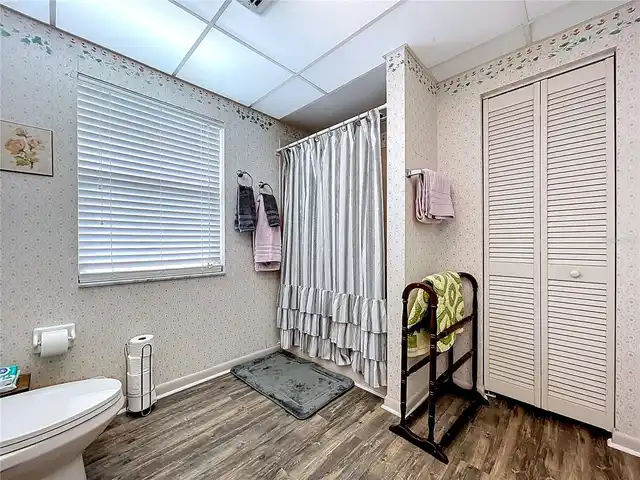 Listing Photo 32