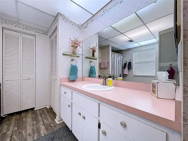 Listing Photo 33