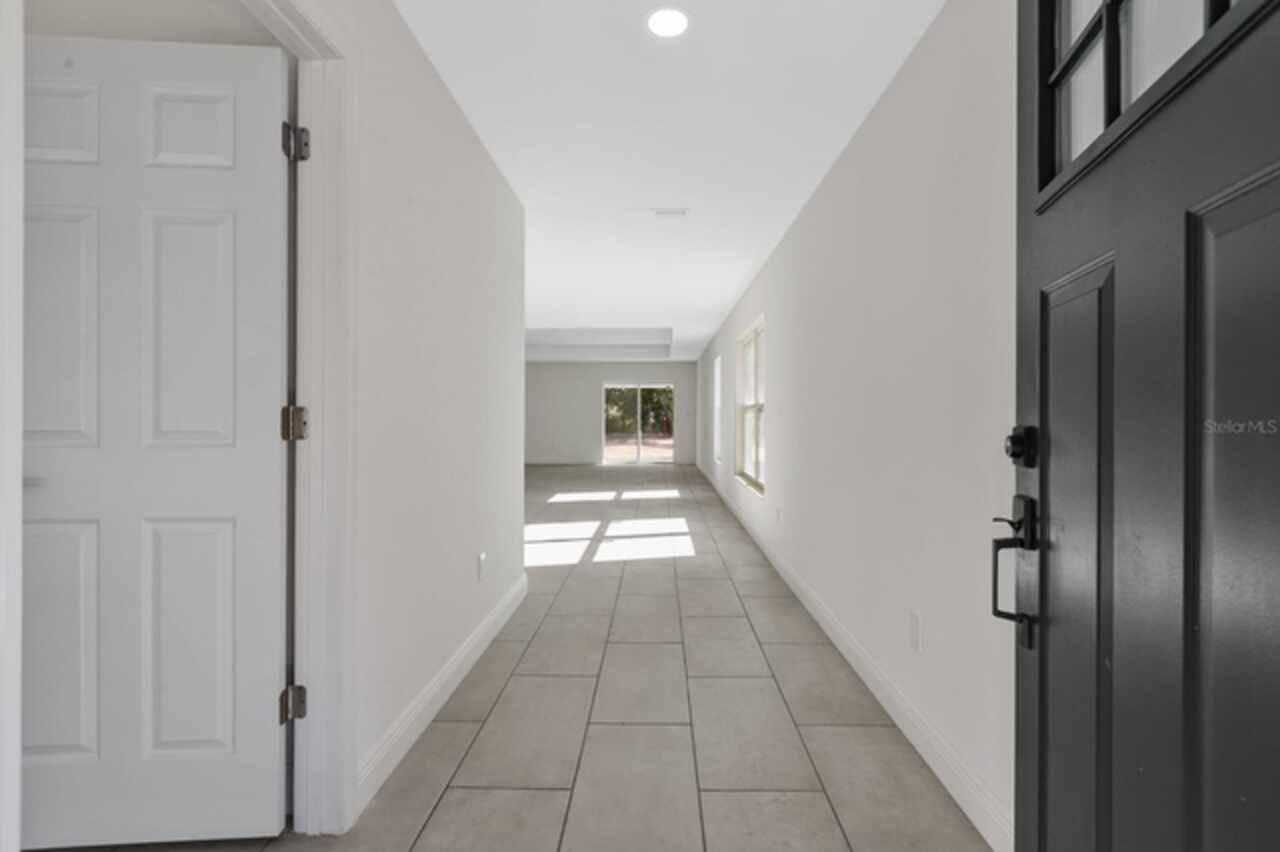 Listing Photo 10