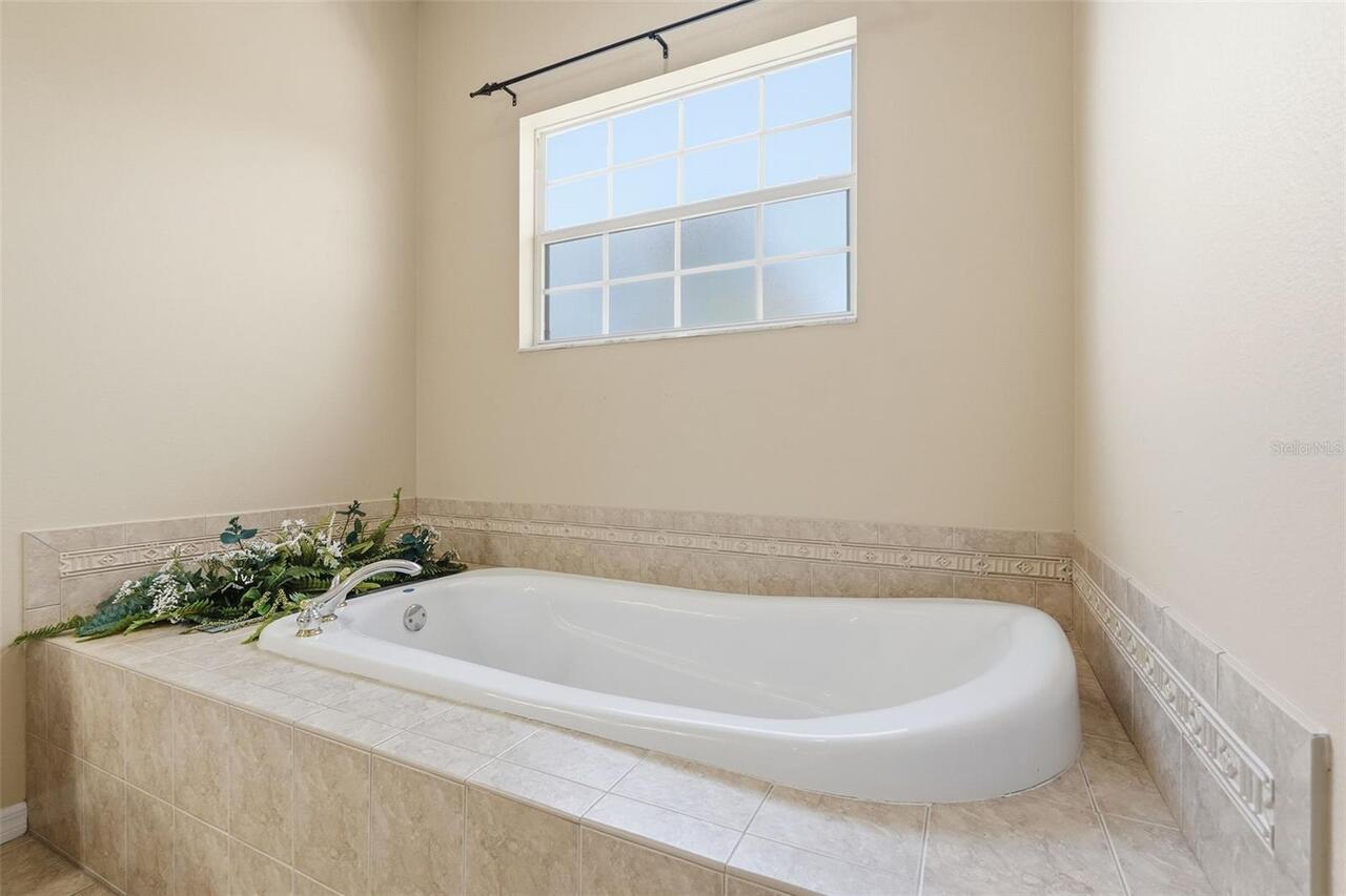 Listing Photo 42
