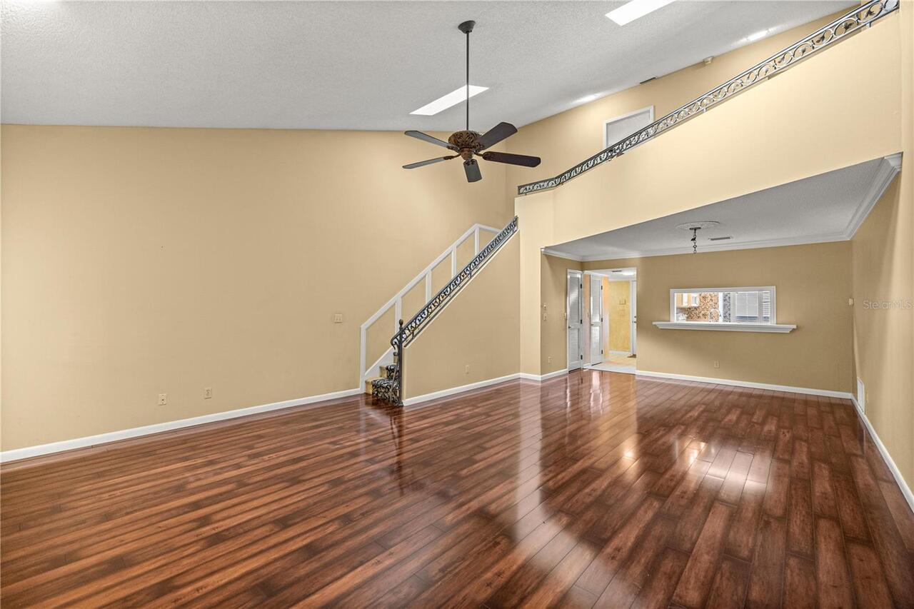 Listing Photo 12