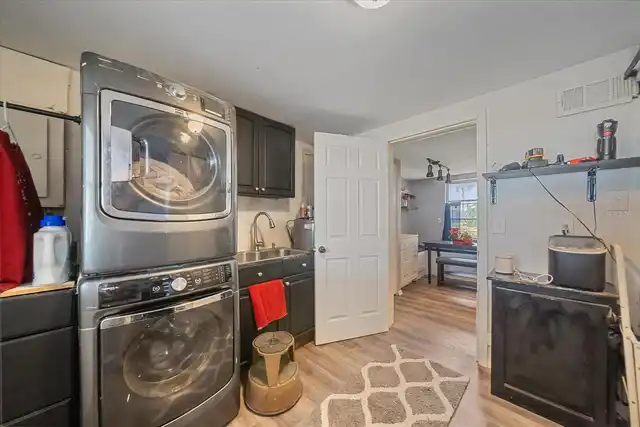 Listing Photo 14