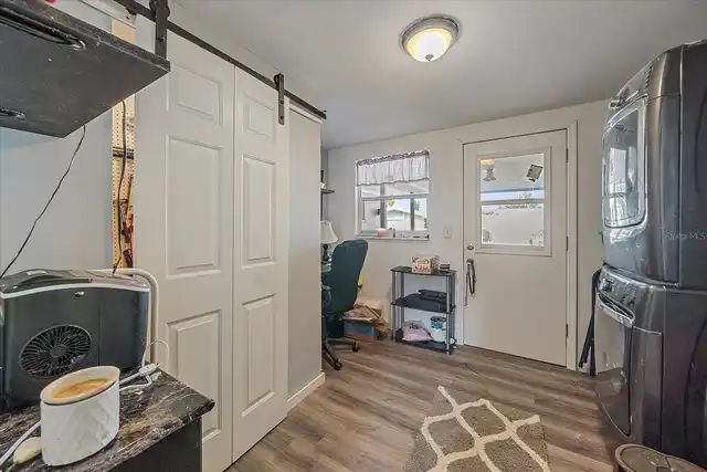 Listing Photo 15