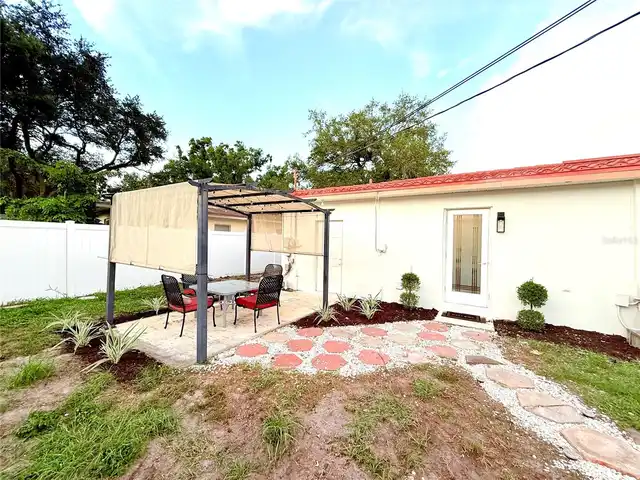Listing Photo 19