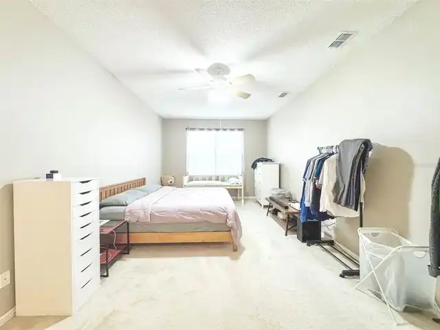 Listing Photo 14
