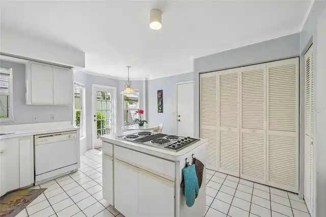 Listing Photo 21