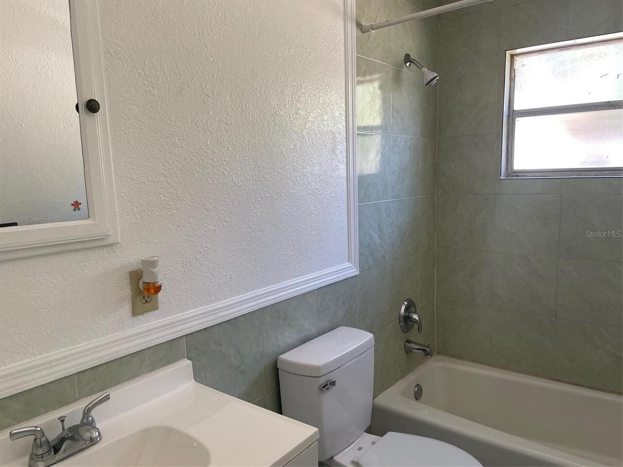 Listing Photo 17