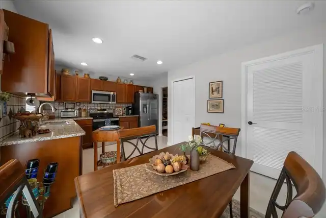 Listing Photo 17