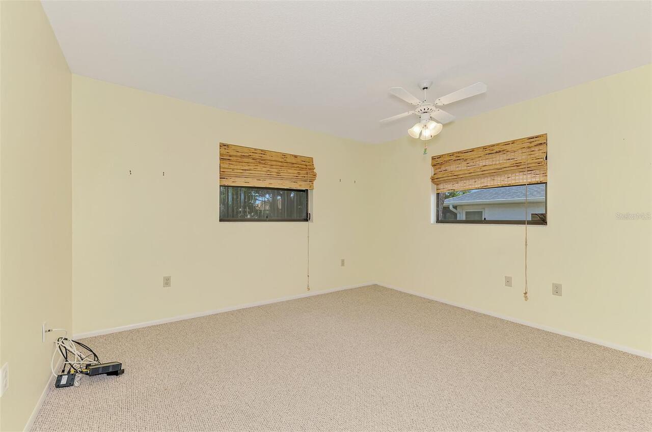 Listing Photo 38