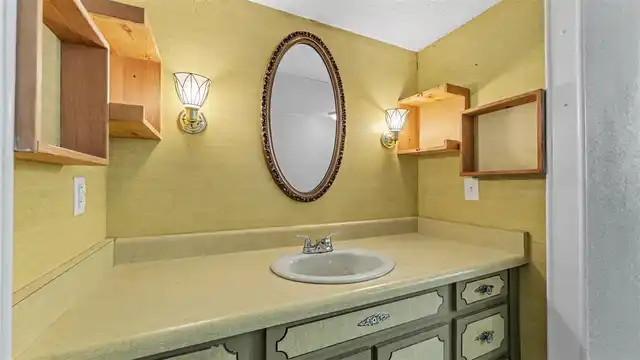 Listing Photo 15