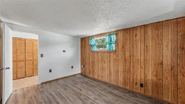 Listing Photo 29