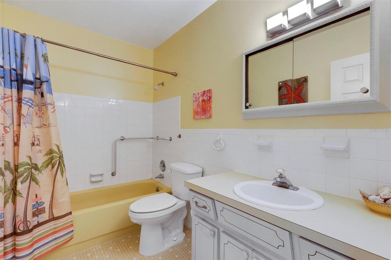 Listing Photo 34