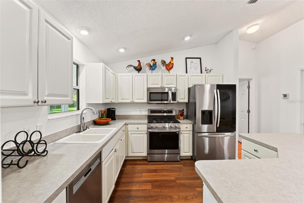 Listing Photo 18