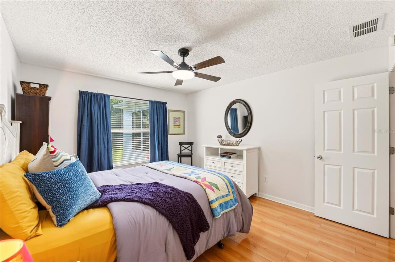 Listing Photo 32
